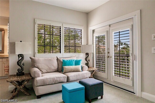 Building Photo - 376 Leatherfern Ln