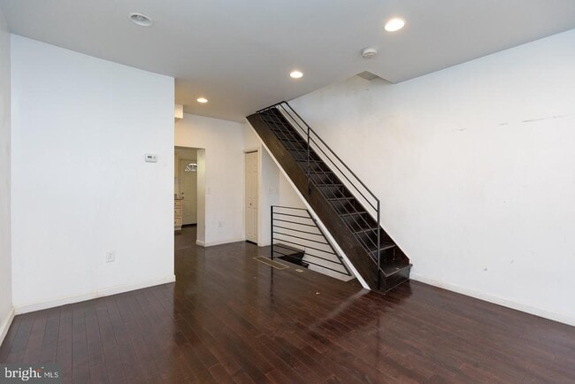 Building Photo - 2222 Earp St