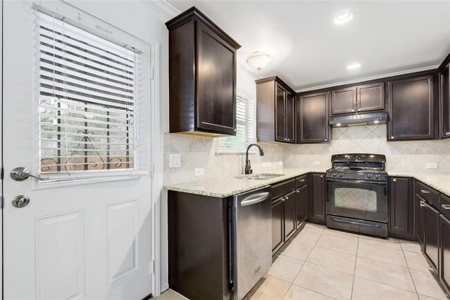 Building Photo - 7201 Outfitter Drive