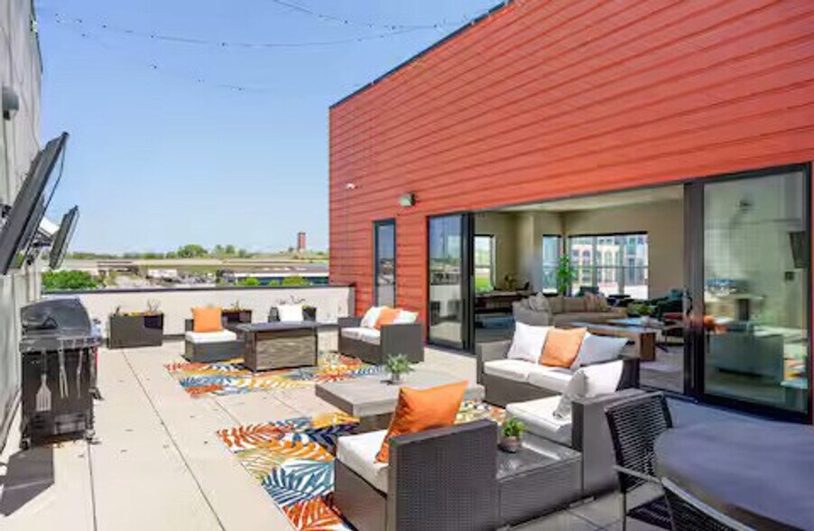 Building Photo - 112 N Boston Ave