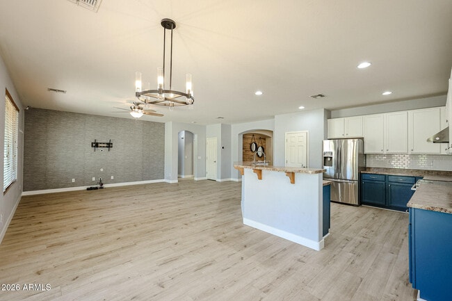 Building Photo - 5020 W Gary Way