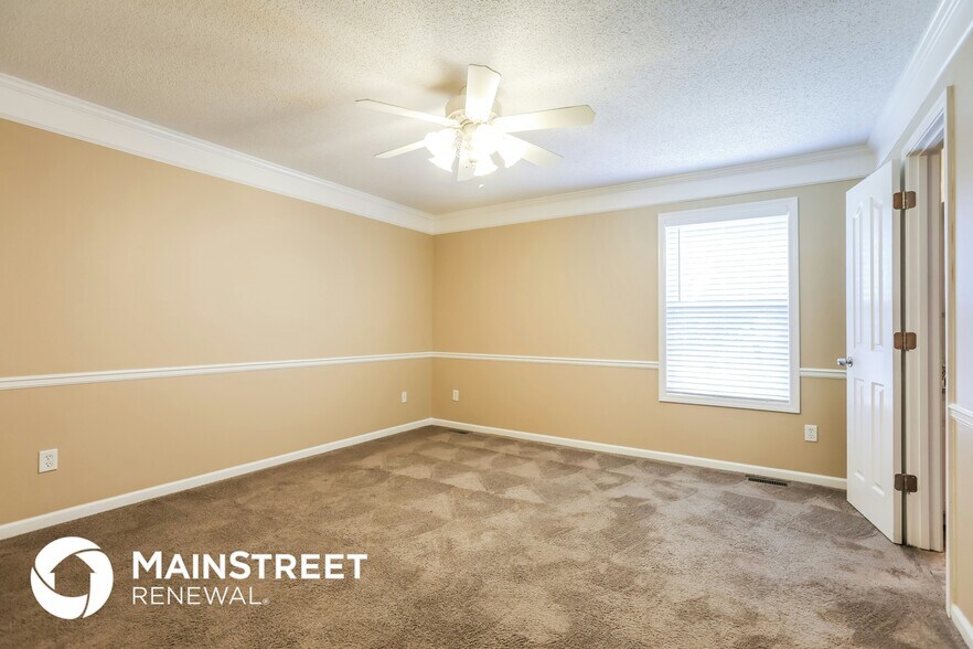 Building Photo - 6501 E 137th St