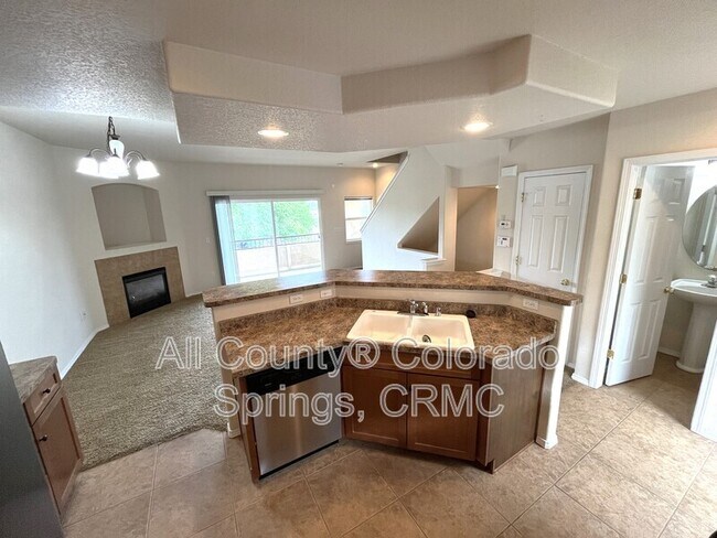 Building Photo - 4719 Iron Horse Villas Point