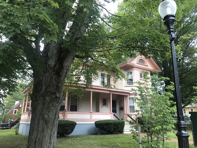 Building Photo - 141-143 Silver Street