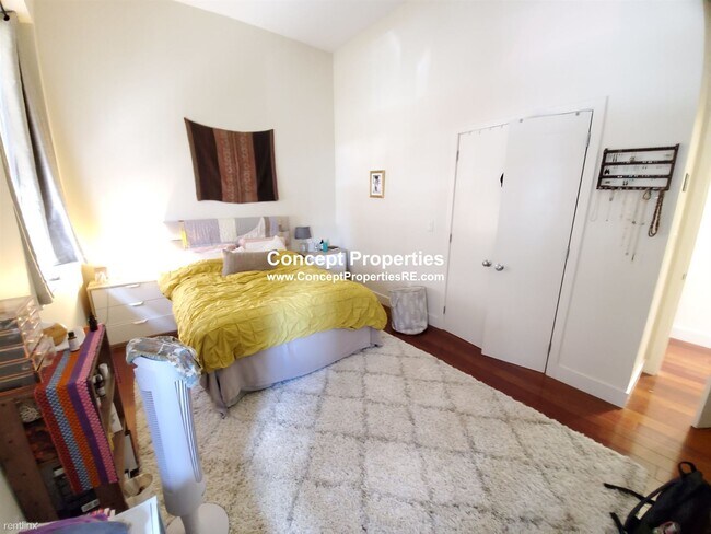 Building Photo - 2 br, 1 bath  - 520 Harrison Ave Apt 101