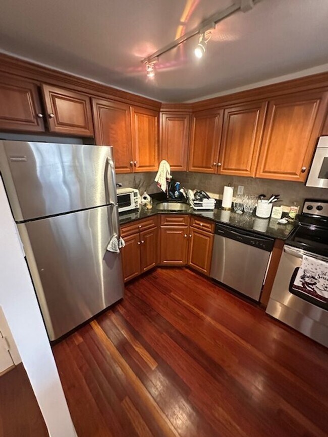 Building Photo - The Dorchester