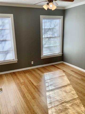 Building Photo - 213 Donald St