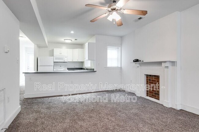 Building Photo - 1802 Parkwood Ave