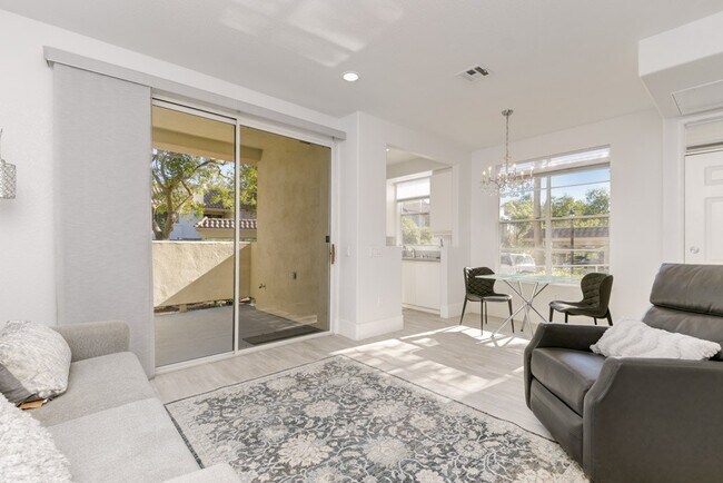 Building Photo - 3601 Bernwood Pl