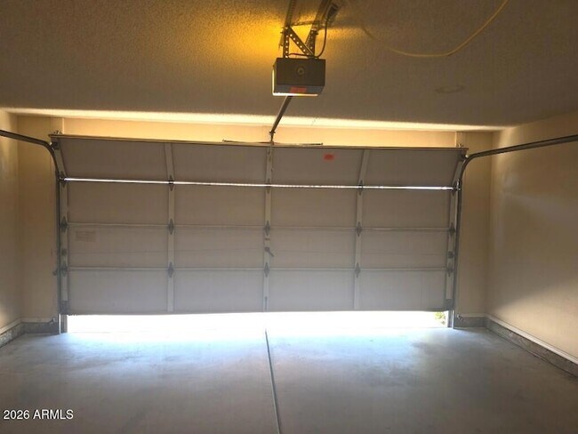 Building Photo - 3402 E Oraibi Dr