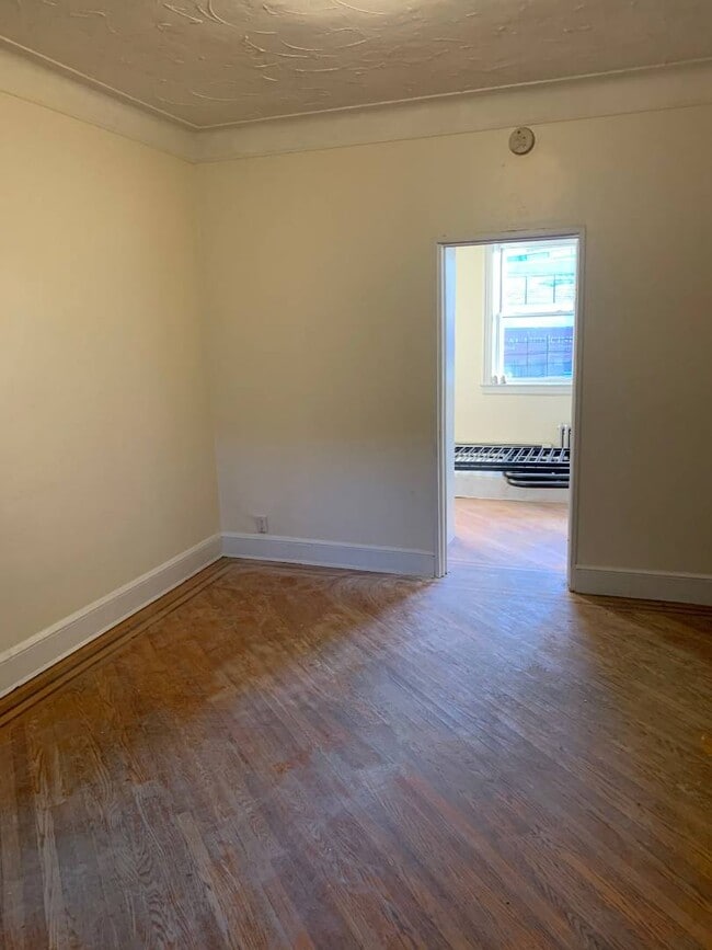 22415 Merrick Blvd 22415 Merrick Blvd Queens NY 11413 Apartment