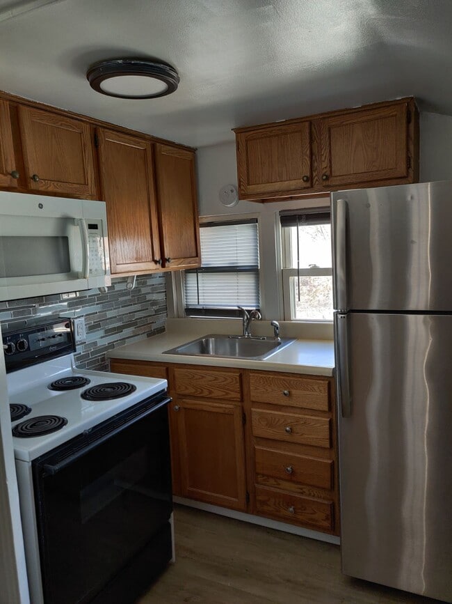 Building Photo - 205 N Normal St