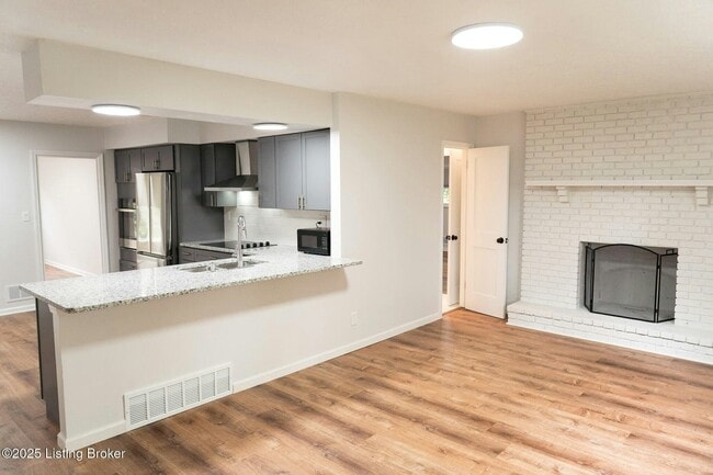 Building Photo - 2702 Ballad Blvd