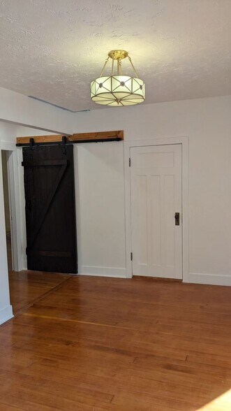 Building Photo - 322 Avenue A