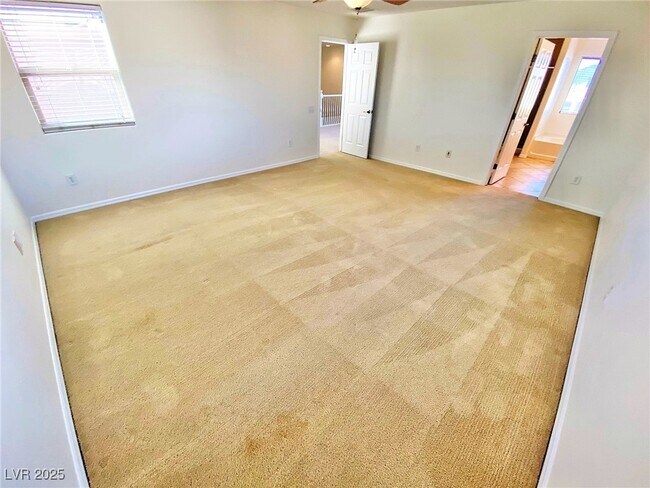 Building Photo - 6864 Owlet Ct