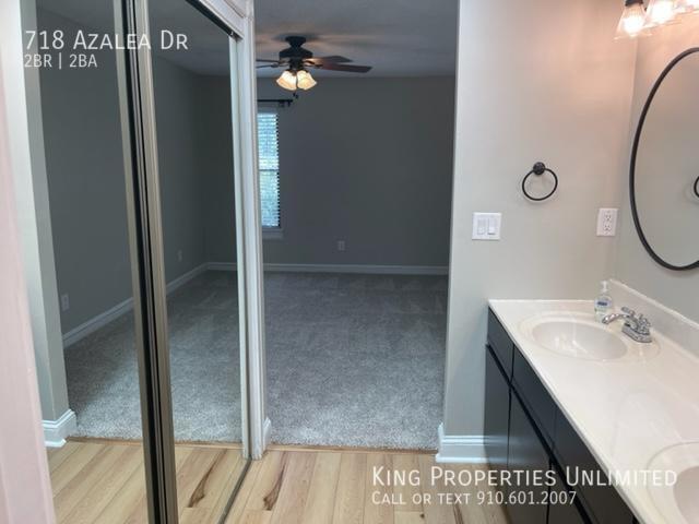 Building Photo - 718 Azalea Drive Unit 454