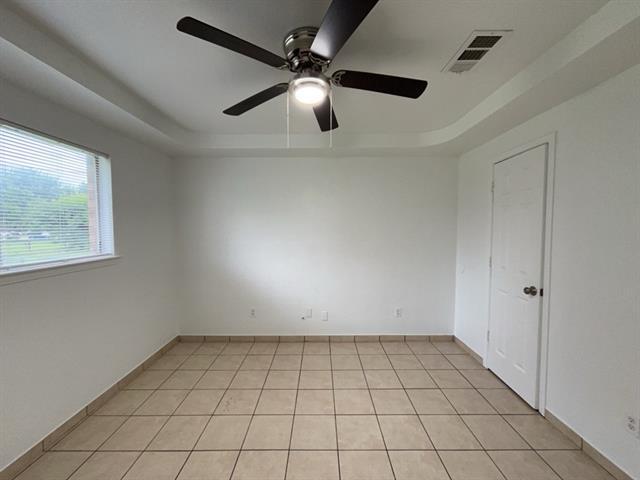 Building Photo - 112 Mesa Dr