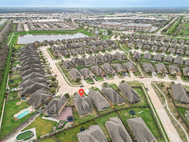 Building Photo - 1202 Watercrest Park Ln