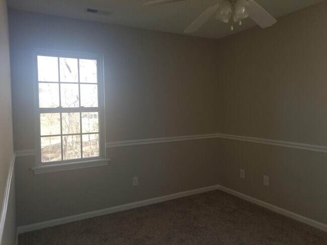 Building Photo - 23 Pirates Cove Dr