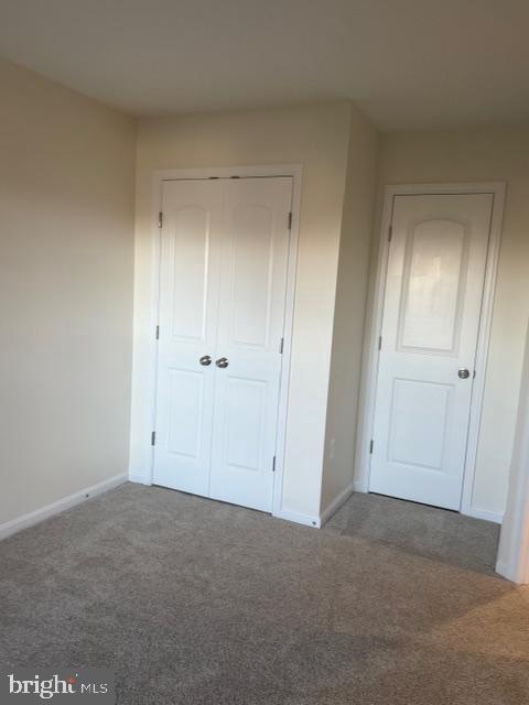 Building Photo - 165 Royal Ct