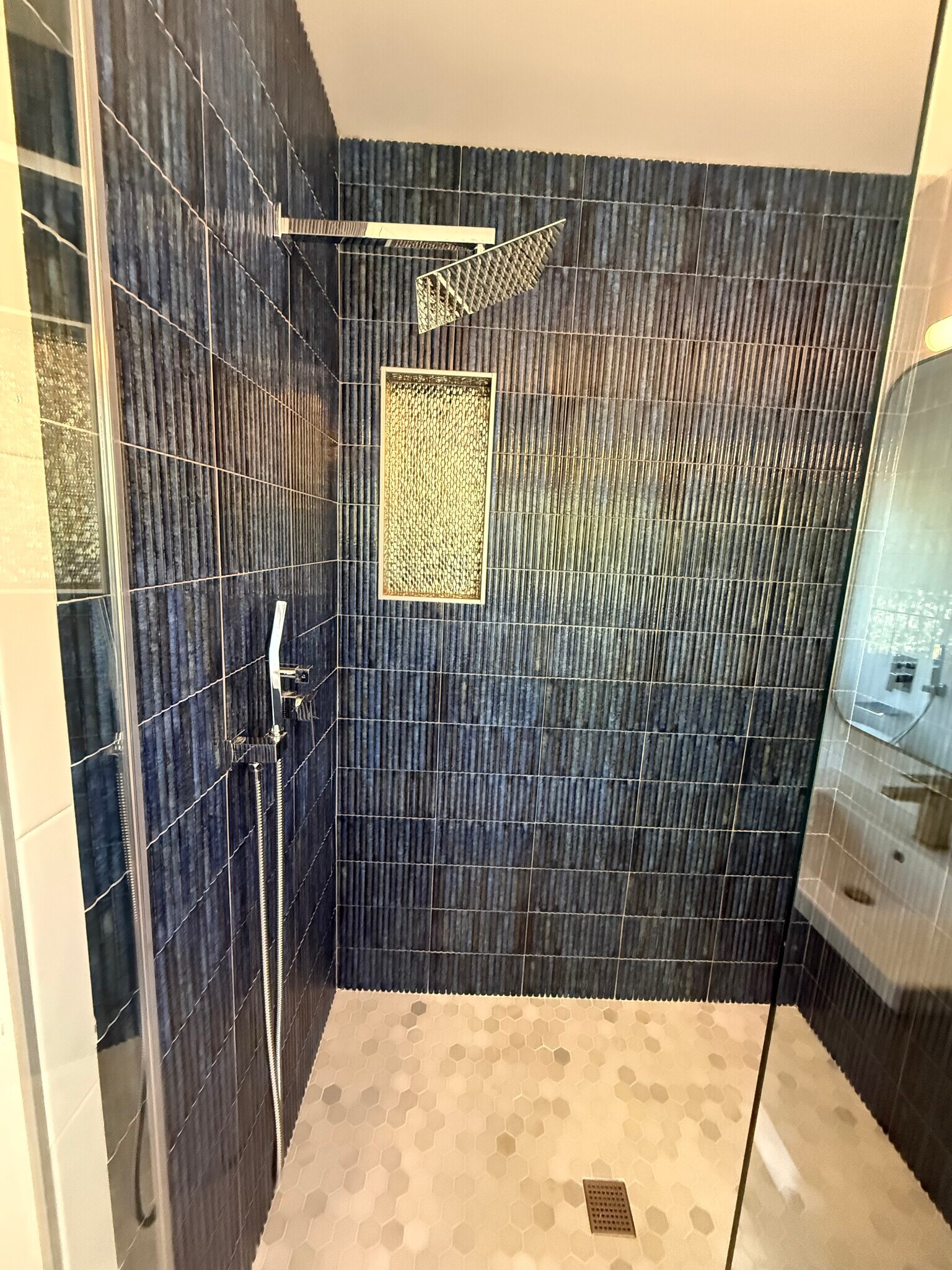 Building Photo - 10351 Keswick Ave