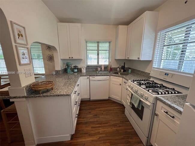 Building Photo - 1425 Madison St