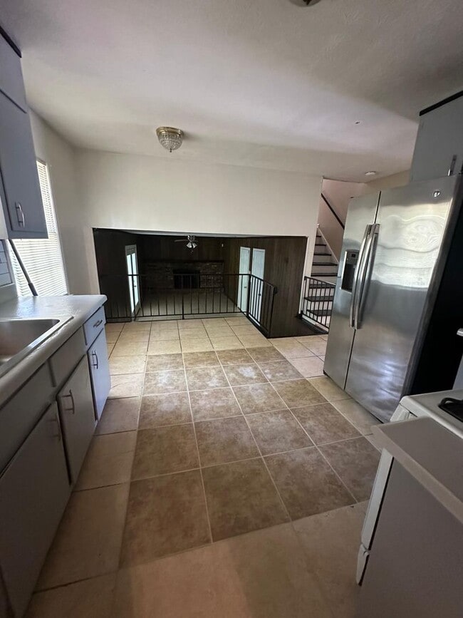 Building Photo - 524 San Marcos Way