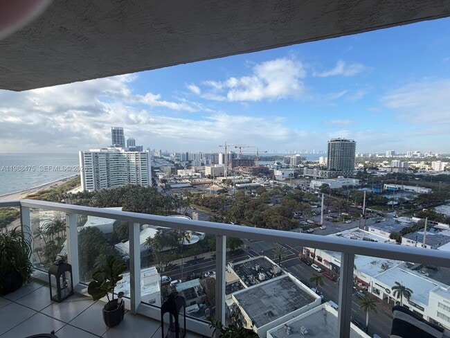 Building Photo - 7330 Ocean Terrace