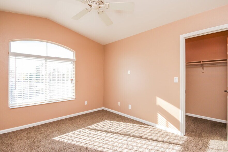 Building Photo - 1430 Broad Arrow Dr