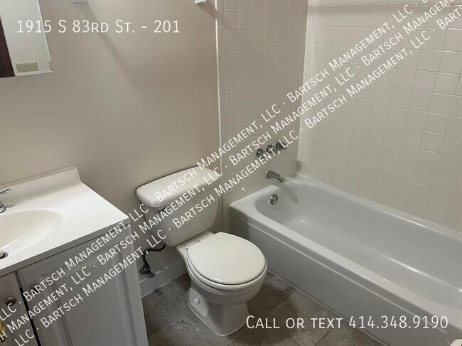 Building Photo - 1915 S 83rd St