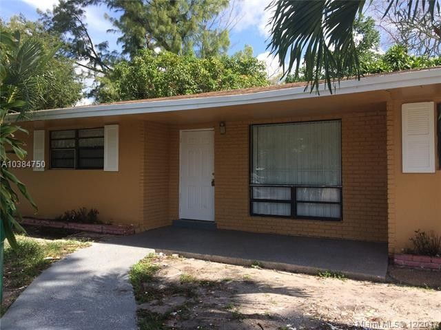 Primary Photo - Spacious 1-Bedroom Home Offering Comfort a...