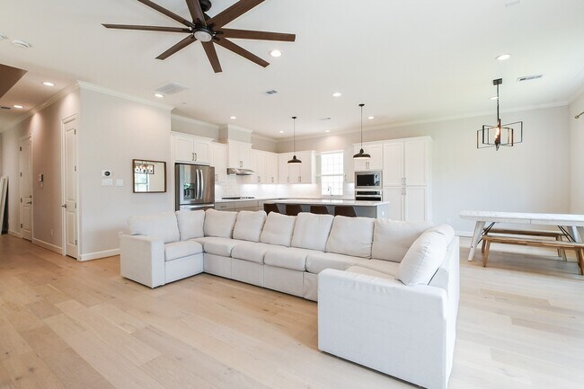 Building Photo - 25234 Calhoun Creek Dr