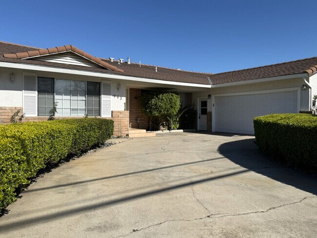 Building Photo - What if your happy place was home?