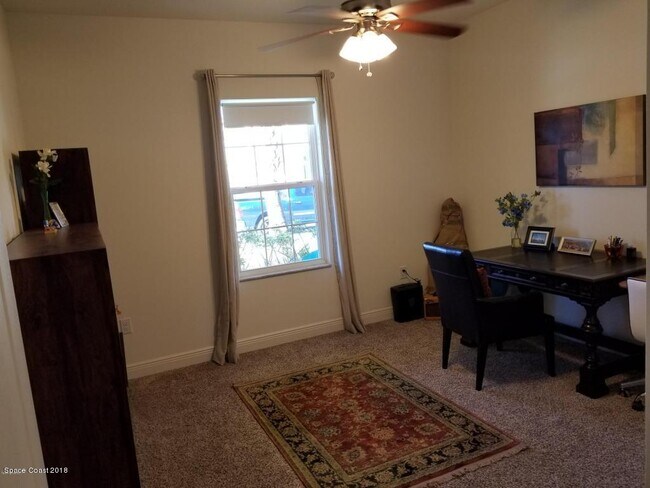 Building Photo - 3167 Constellation Dr