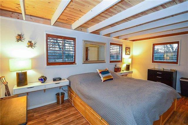 Building Photo - 661 Private Rd 7422