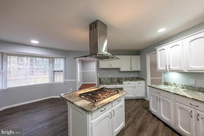 Building Photo - 5035 Timberwood Trail