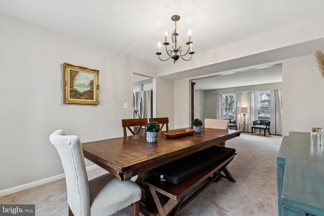 Building Photo - 14 Willow Glen Ct