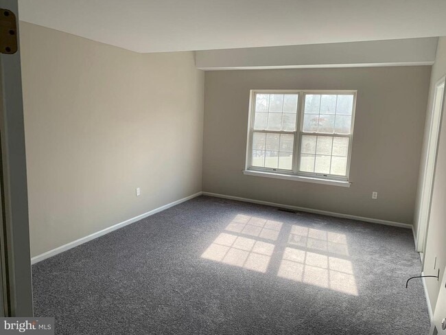 Building Photo - 1402 Reagan Ct