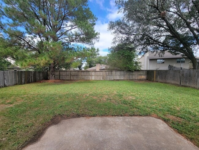 Building Photo - 20918 Park Pine Ln