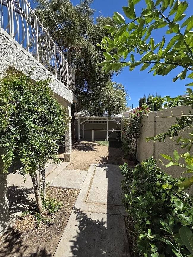 Building Photo - 5650 Ruby Creek Dr