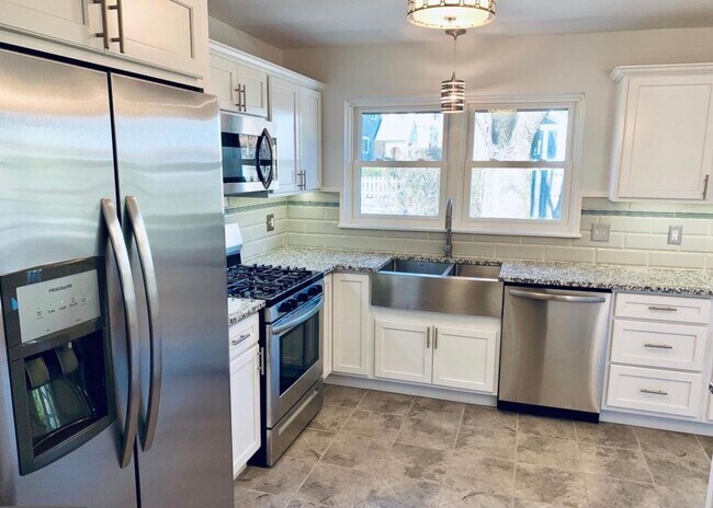 Building Photo - Wyomissing Schools Rental