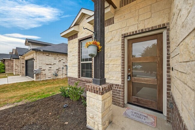 Building Photo - 14350 Gold Rush Pass