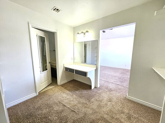 Building Photo - 3617 Tamal Ct