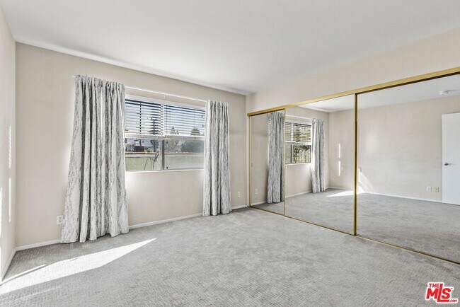 Building Photo - 1802 20th St