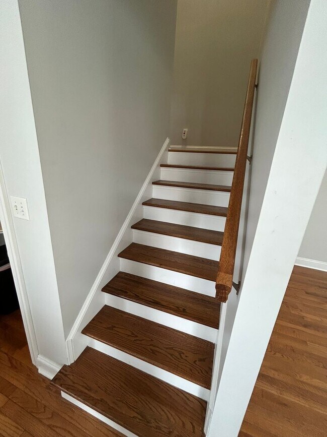 Building Photo - 3 Bedroom/2 Bath in Downtown Savannah, GA
