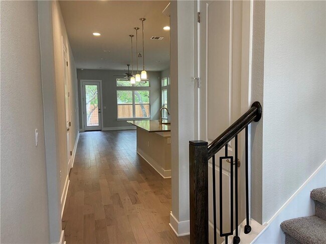 Building Photo - 1615 Woodwind Ln