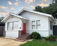 Building Photo - Pelican -603 Bres Ave (Duplex)