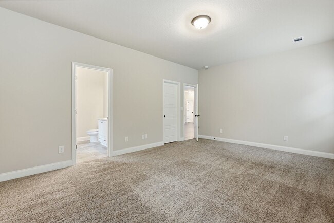 Building Photo - 217 Timberlake Dr