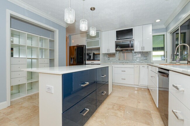 Building Photo - 4338 Gator Trace Cir