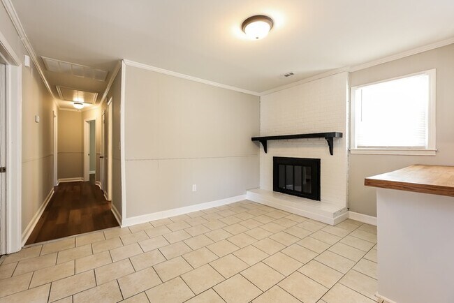 Building Photo - Charming 3-Bedroom Home in Mauldin, SC